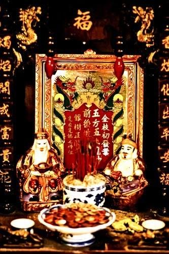 Những nguyên tắc quan trọng khi đặt bàn thờ Thần Tài