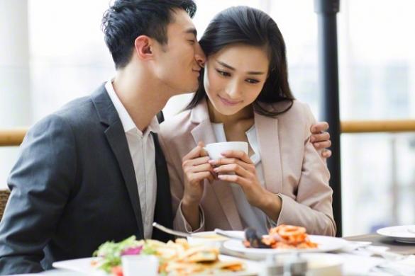 Tướng mặt đàn ông hết mực cưng chiều vợ sau hôn nhân