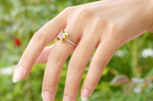 Bàn tay có đặc điểm thế nào cho thấy rõ người dễ giàu sang, phú quý?