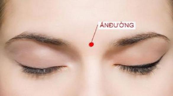 Nhìn qua tướng Ấn Đường đoán biết được vận mệnh, sức khỏe của bạn