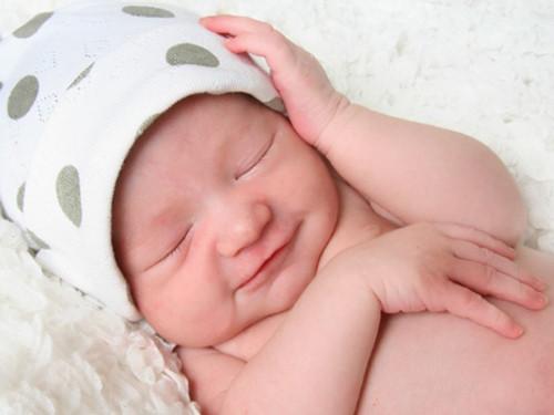 4 điều kiêng kỵ cha mẹ nên tránh khi đặt tên cho con sinh năm 2019