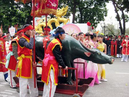 Mầu sắc với truyền thống văn hóa dân tộc