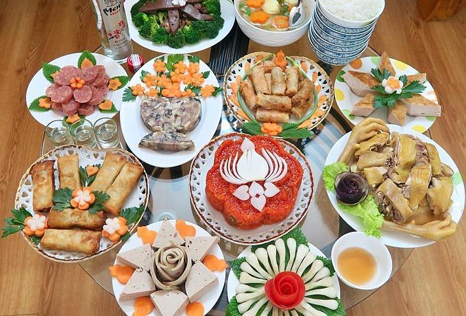 Mâm cúng mùng 2 tết Nguyên đán Giáp Thìn 2024 đầy đủ, chi tiết