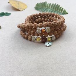 Hạt kim cang là gì? Vì sao đắt đỏ mà nhiều người vẫn tìm mua cho bằng được?